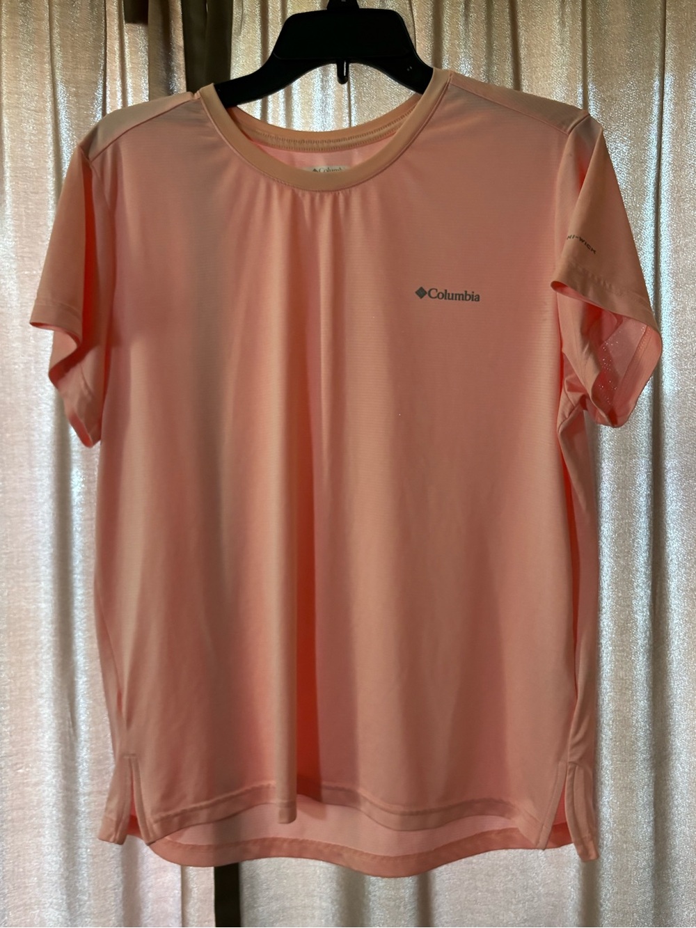 Columbia Peach/Pink Short Sleeve Active Tee